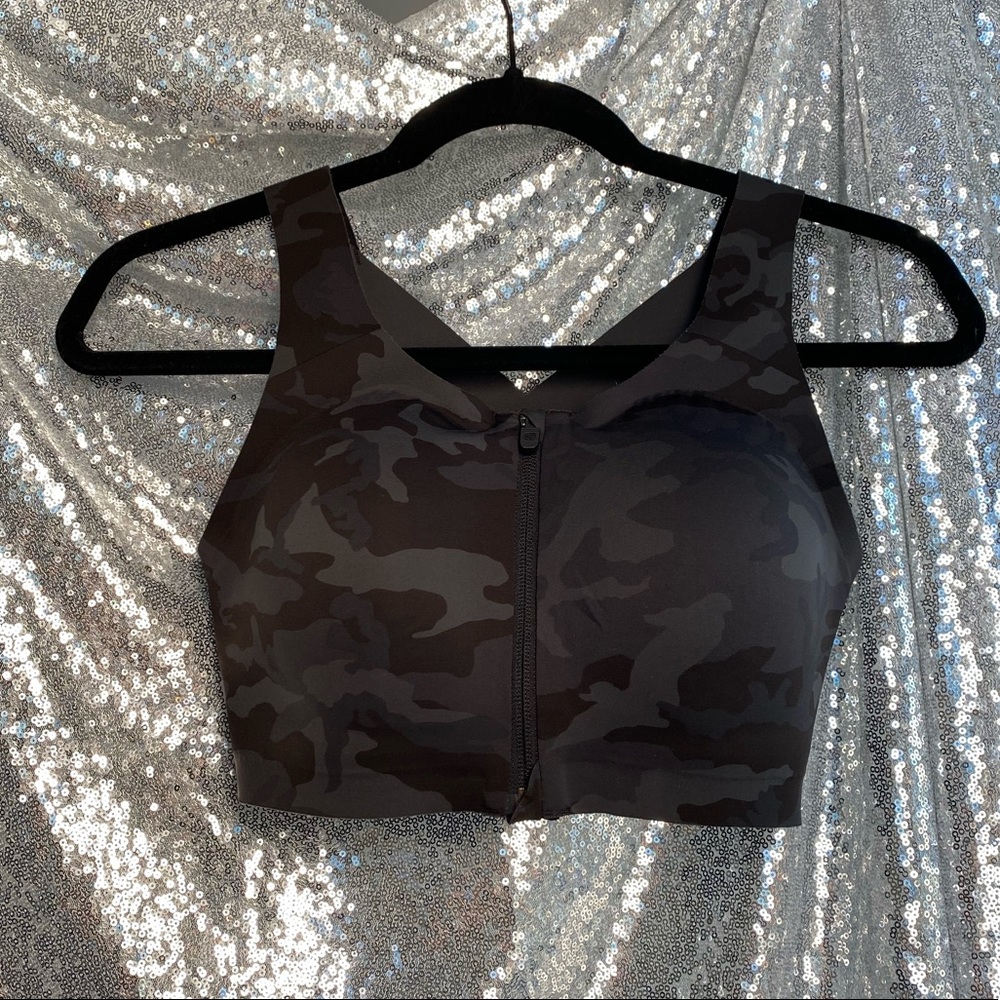 Black and grey camo sports bra